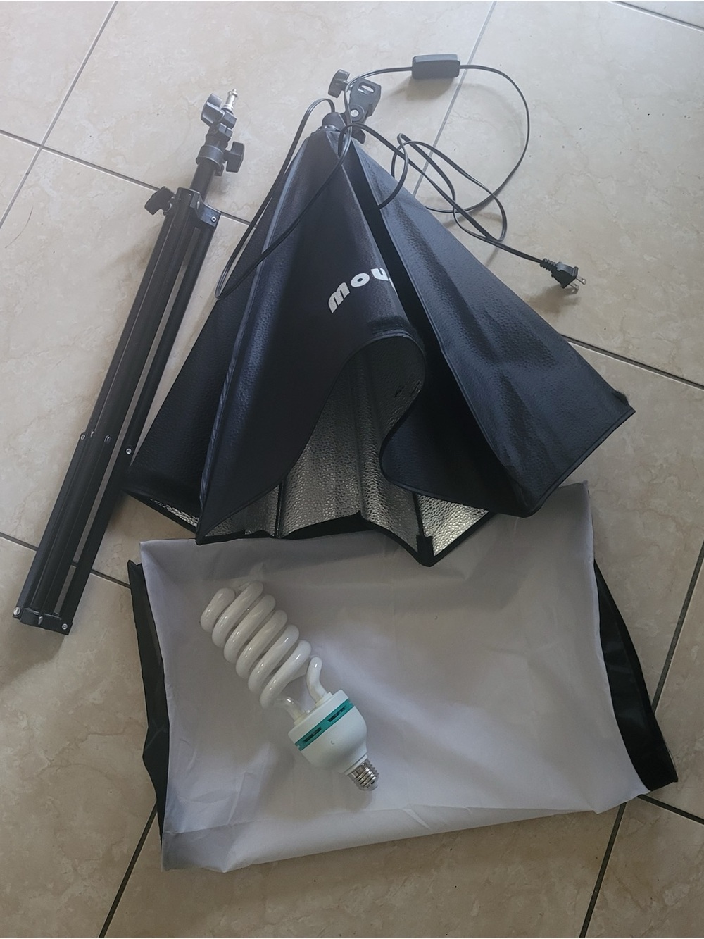 Mount Dog Photography Softbox Lighting Kit - Black